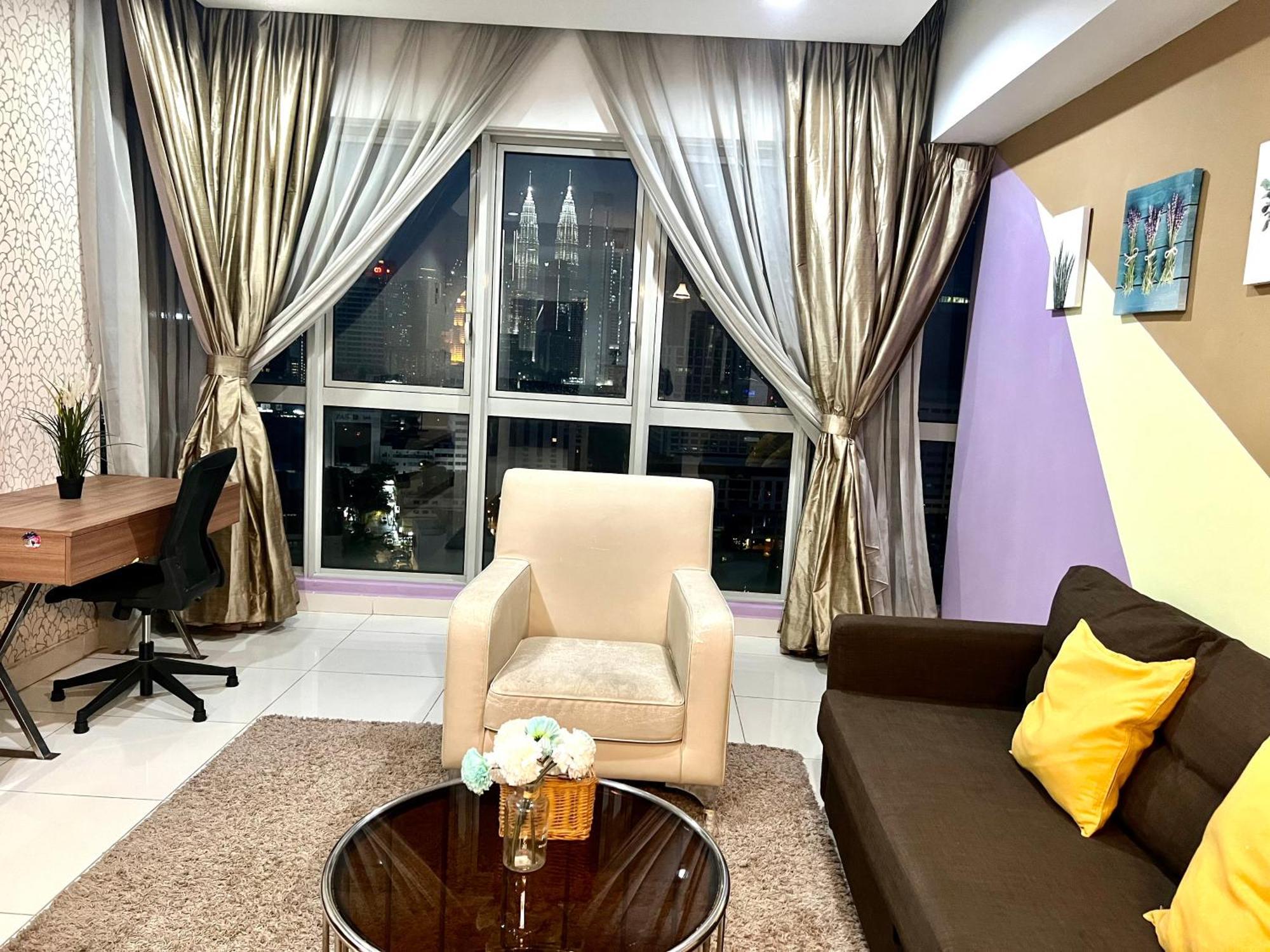 קואלה לומפור Regalia Suites 424 מראה חיצוני תמונה